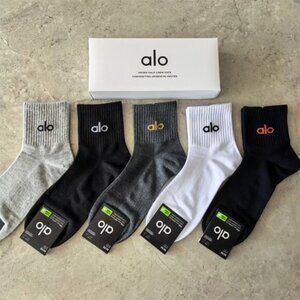 Alo Yoga Socks 5 Pack